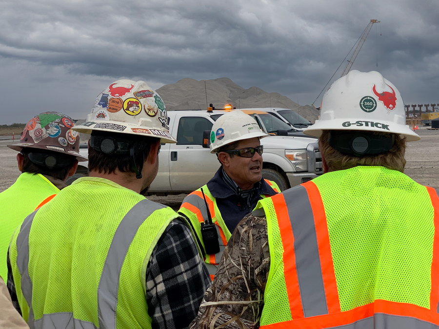 daily site briefing meeting